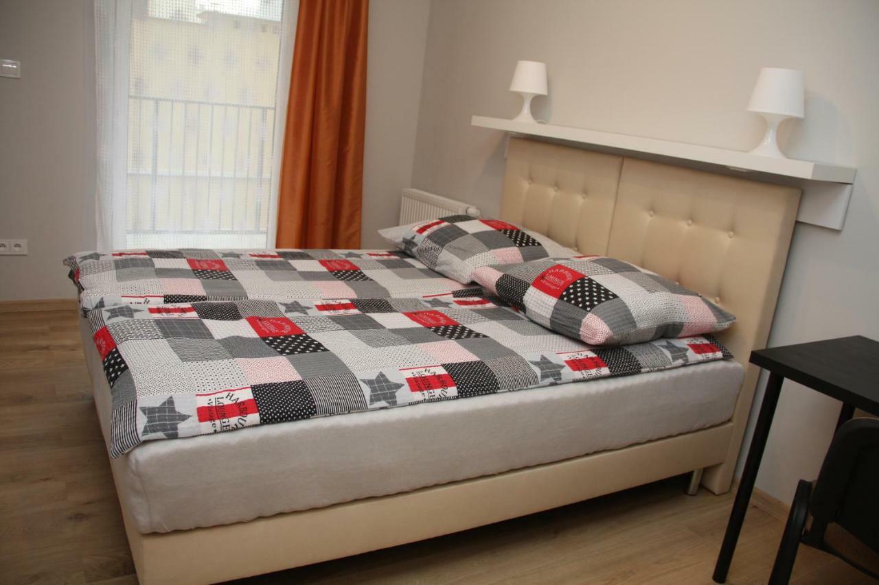 Apartament Matejki Лодз Екстериор снимка